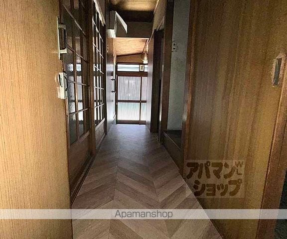 京福北野線 北野白梅町駅 徒歩13分 2階建 築66年の内装写真
