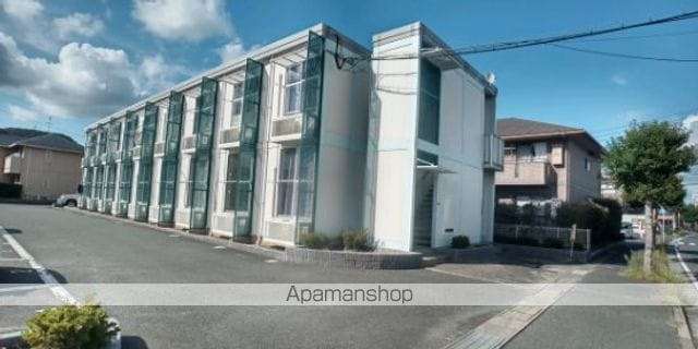 レオパレスムラヤマの外観写真