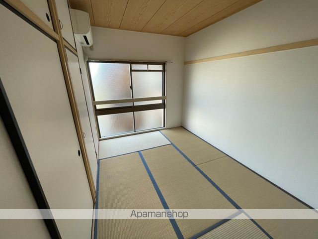 井出マンションの内装写真