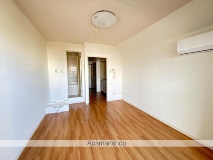 スクエアーガーデン三条[1K/21.7m2]のリビング・居間