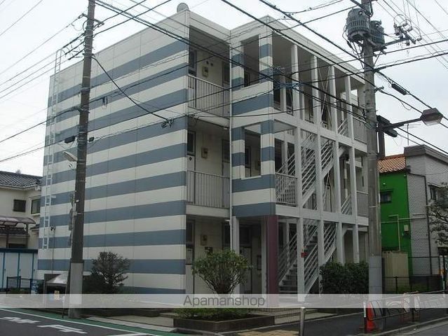 レオパレス438の外観写真