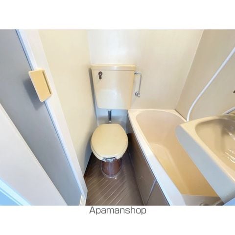 メルヘンハイツ城東の内装写真
