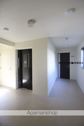 プランドール円山表参道の玄関写真