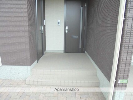 エレガント桐[2LDK/69.03m2]のエントランス