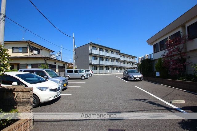 レオパレスミモザIIの外観写真