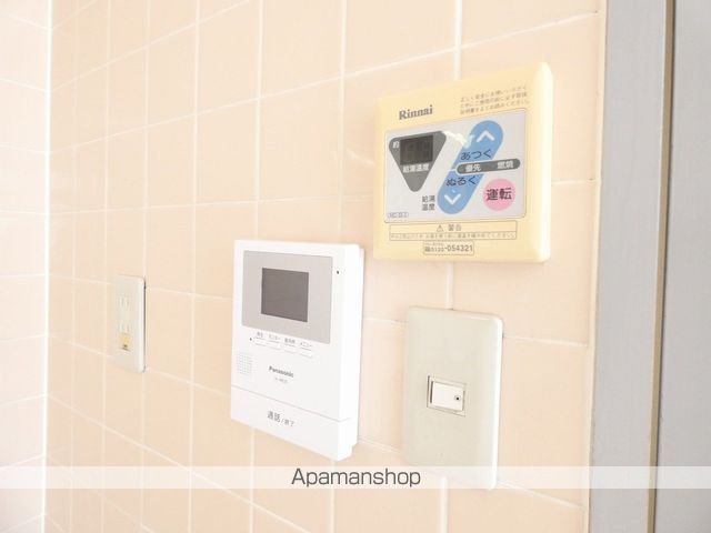 東海道本線 西焼津駅 徒歩19分 2階建 築32年の内装写真