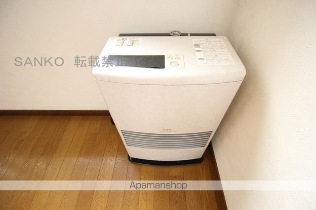 アーバンコート東区役所前IIIの内装写真