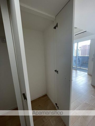 CORNES HOUSE NAGOYAの内装写真
