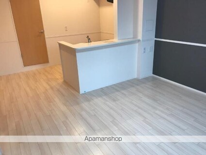 メゾン・ファヴール[2LDK/55.46m2]のリビング・居間2