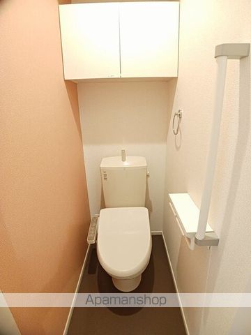 サーム・ヴェリテ IIの内装写真