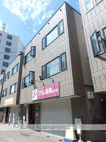 カレラ弐番館の外観写真