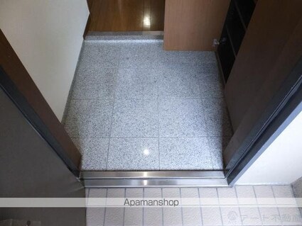 愛媛県松山市祝谷３丁目[3LDK/71.7m2]の玄関