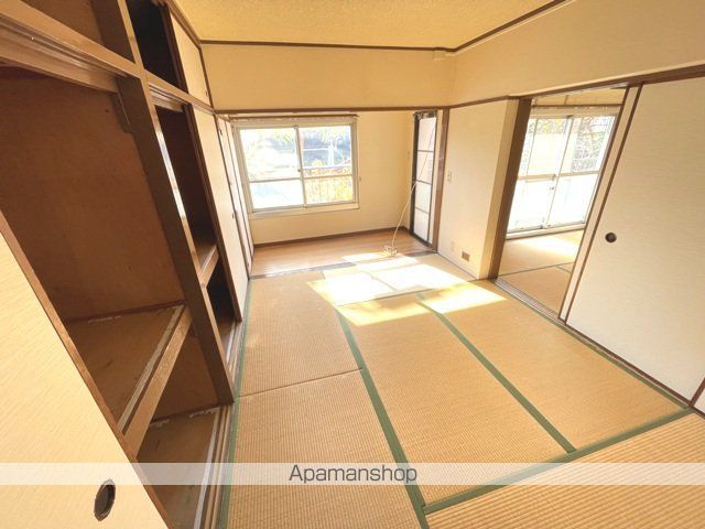 スカイハイツ辻崎の内装写真