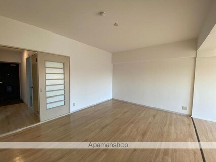 香川県高松市伏石町[2LDK/69.3m2]のリビング・居間