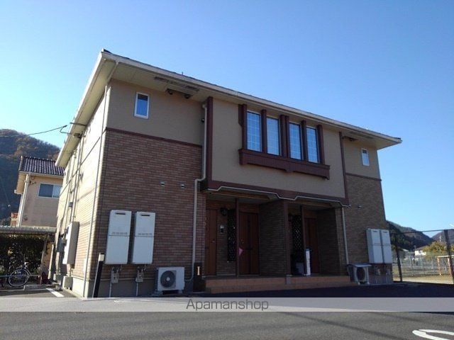 津山線 金川駅 徒歩23分 2階建 築14年の外観写真