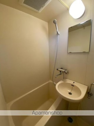 プチメゾン栗林[1K/22.68m2]のバス