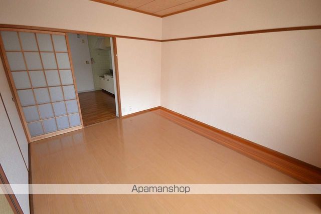 エステート谷山A棟の内装写真