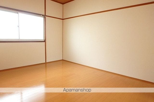 第4太陽アパートの内装写真