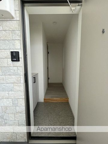 ゼフィール鶴美ヶ丘の玄関写真