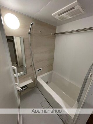 東京都中野区弥生町１丁目[1LDK/40.2m2]のバス