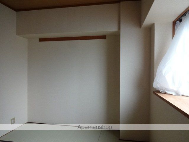 サーティ西尾の内装写真