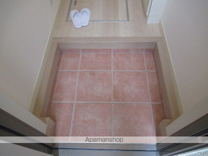 マ・メゾン雑司が谷[1LDK/44.92m2]の玄関