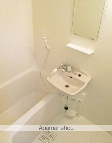 アヴィニールAの内装写真