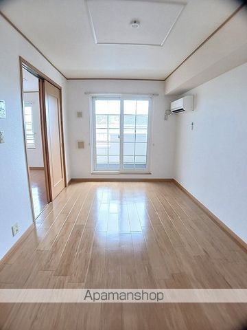ノルテ フロレスタIIの内装写真