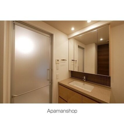 コンフォリア新宿イーストサイドタワー[1R/42.51m2]の洗面所