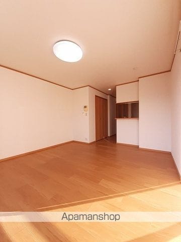 プラシードカーサIIの内装写真
