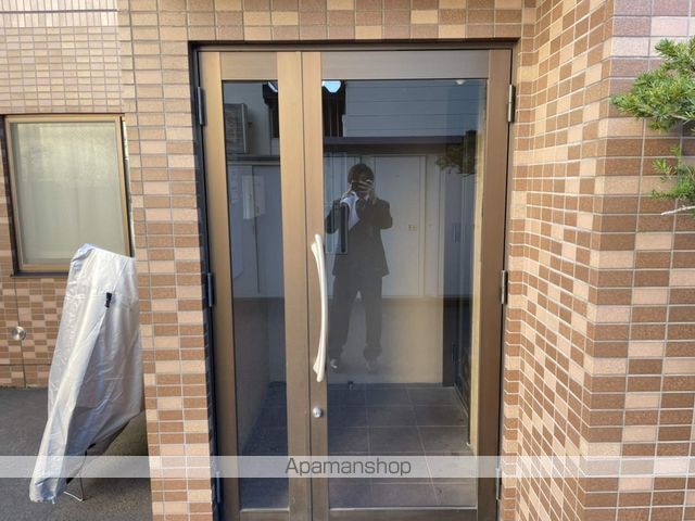 サンリージェントの玄関写真