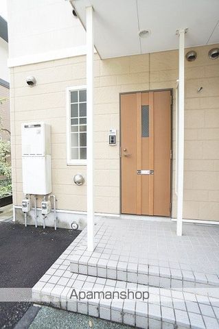 カトルセゾンの玄関写真