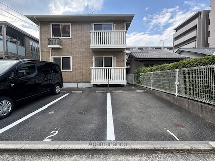 セントラル古江[1LDK/42.11m2]の駐車場1