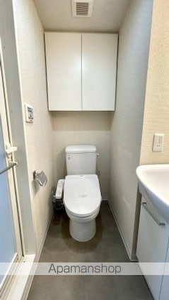 スカイコート池袋西壱番館[1K/21.89m2]のトイレ