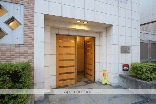 ロイヤルアメニティー西戸山の外観写真