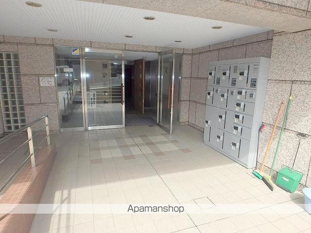 アーバンパーク市ヶ尾の玄関写真