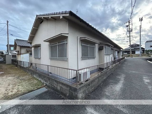 沖借家4号の外観写真