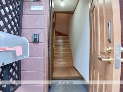 ハピネスヴィレッヂＢ[2LDK/60.19m2]の玄関