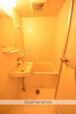 メイプル栄町の内装写真