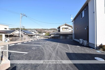 宮城県仙台市青葉区郷六字針金[1LDK/40.35m2]の駐車場