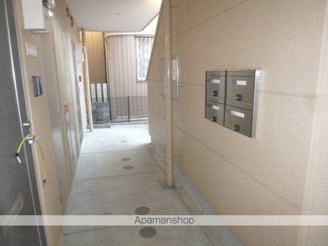 ラッキーズハイツIIの玄関写真