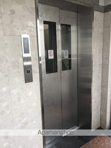 E・シュマンのその他写真