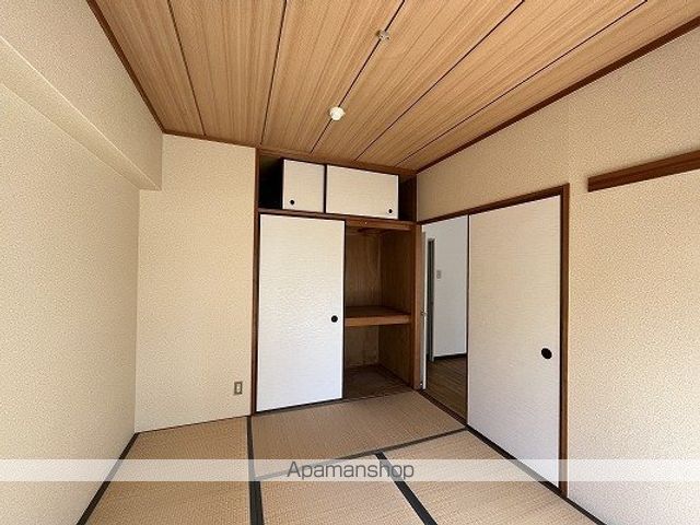 ロイヤルコーポ姫路栗山町の内装写真