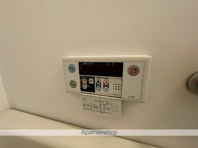 ハイネスヒガシビルの内装写真