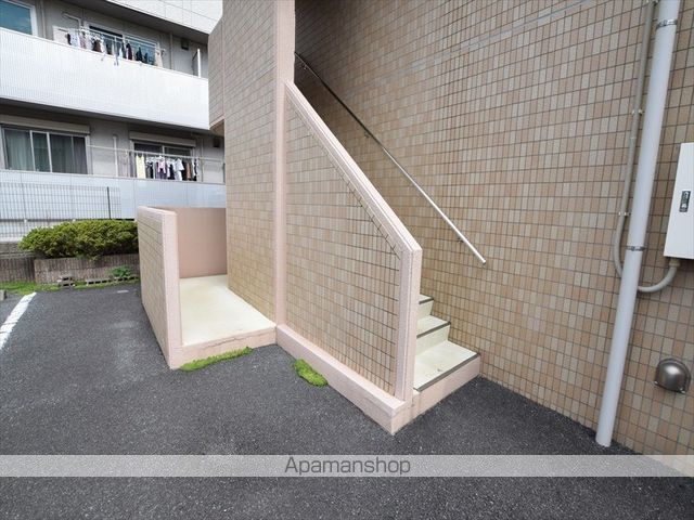 クラージュの玄関写真