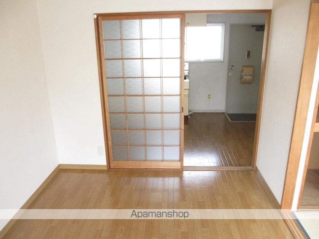 プロスペリーテ西古松Aの内装写真