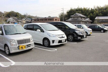 コントラーダＢ[1LDK/45.72m2]の駐車場2