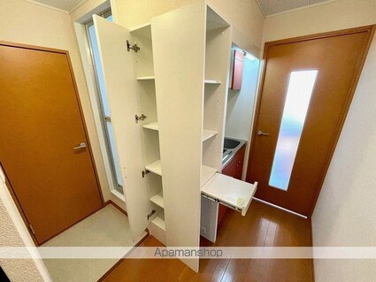 レオパレス山岸Ⅱ[1K/28.02m2]の収納