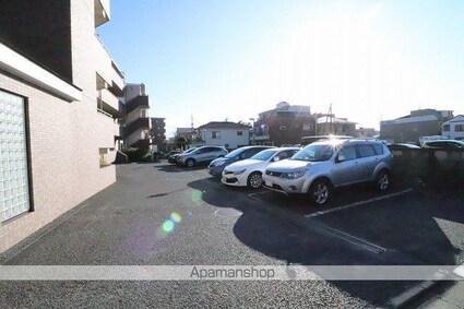 リヴェール・シモ[2LDK/56.34m2]の駐車場2