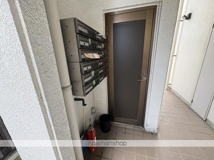 香川県高松市松福町１丁目[1K/21.89m2]の共用部3